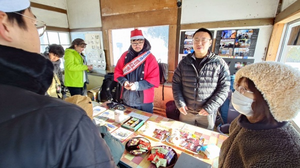 首謀者は地元住民